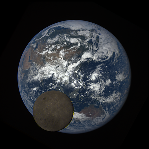 Image http://epic-gsfc-nasa-gov-s.njmu.s5.bt8.net/epic-galleries/2016/lunar_transit/thumbs/epic_1b_20160705050716_01-sm.png